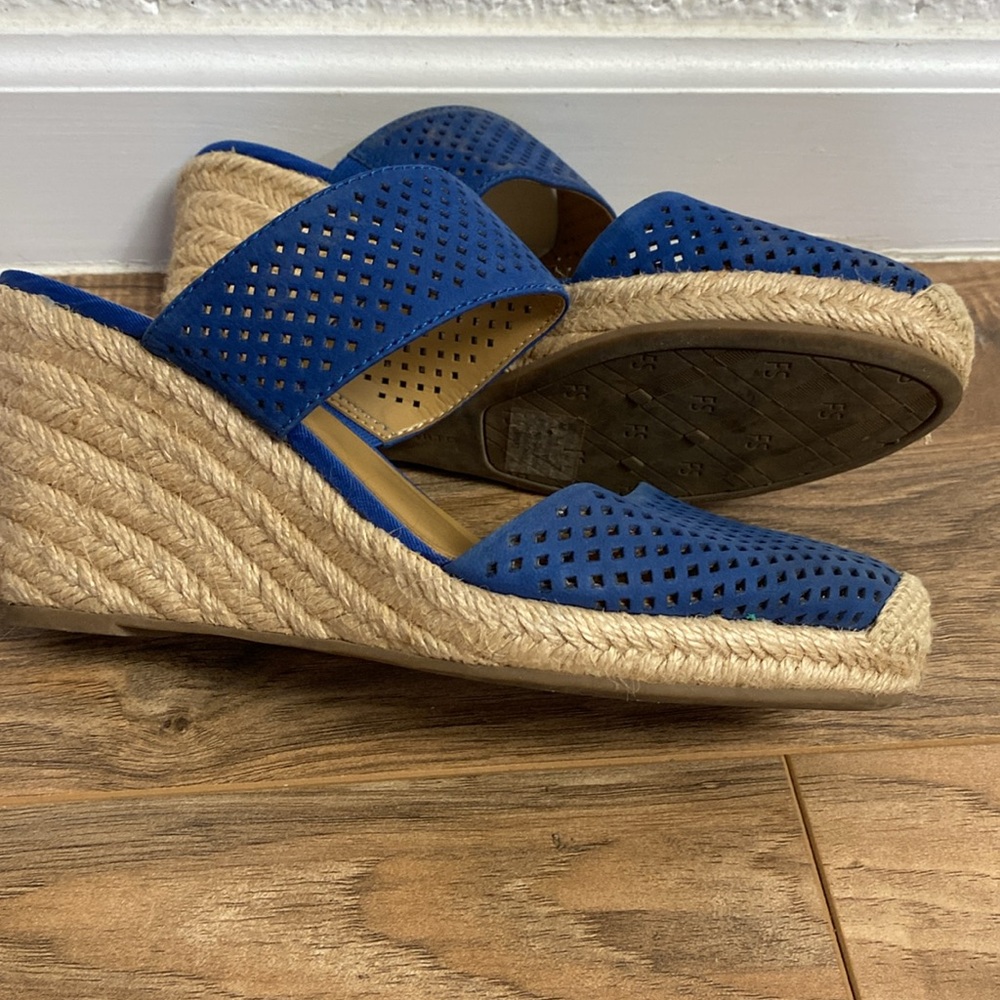 Franco Sarto wedges